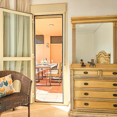 Three Bedroom In Chapas Apartment *