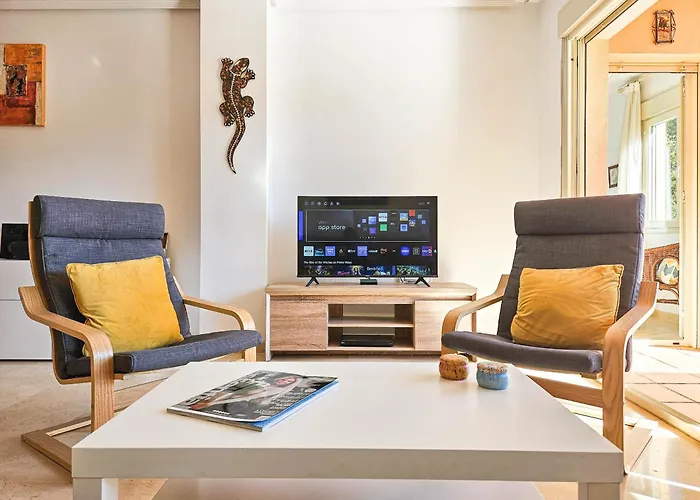 Three Bedroom In Chapas * מארבלה