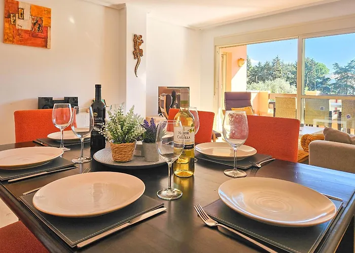 Three Bedroom In Chapas Apartment *